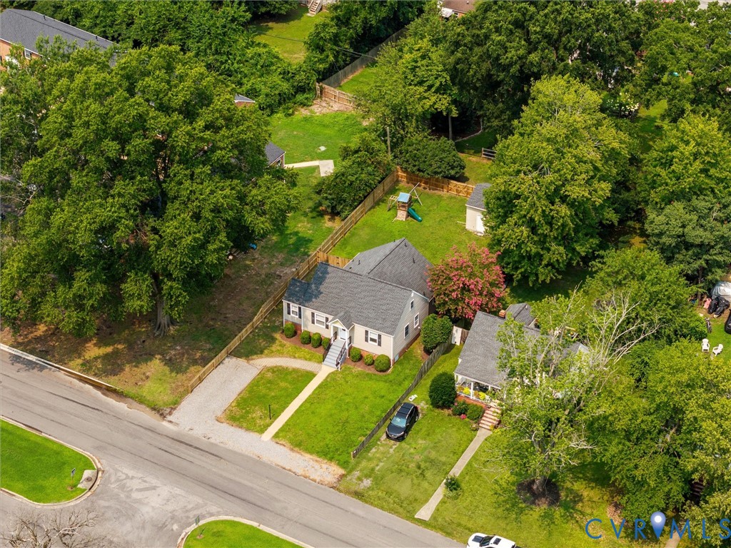 1310 Devers Rd