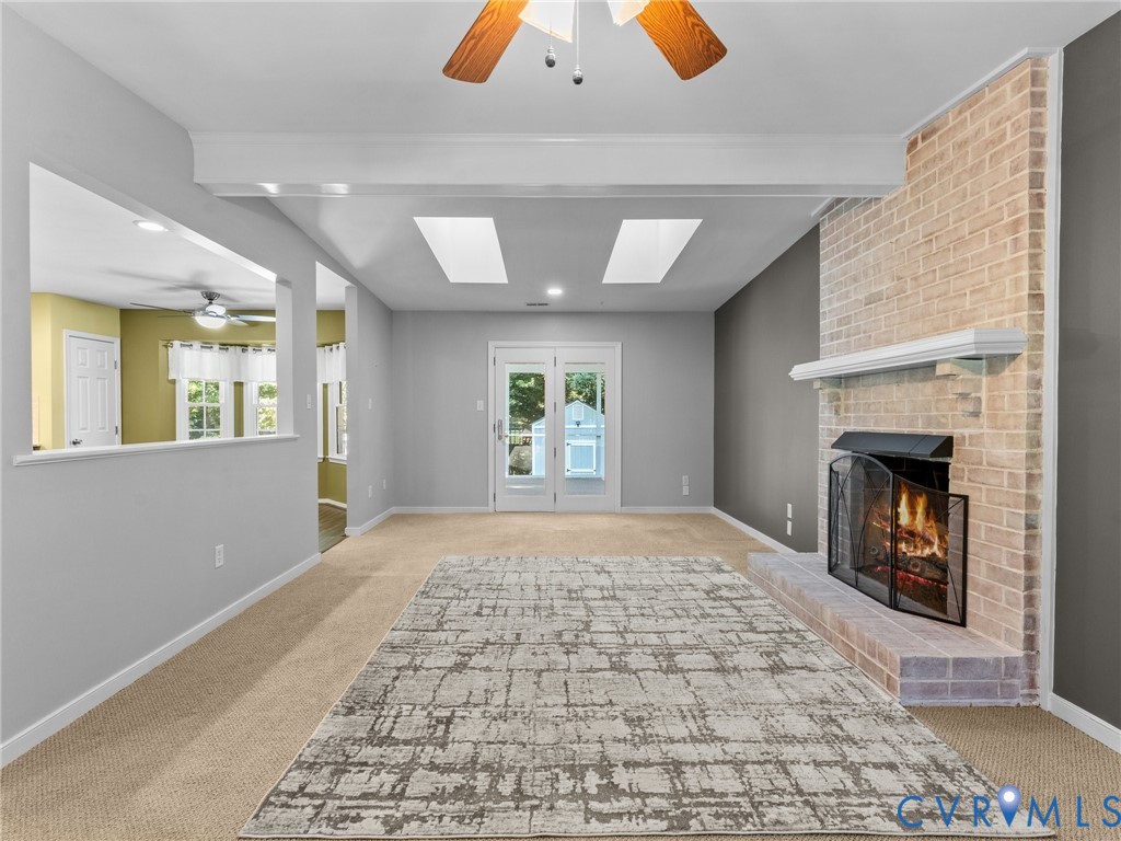 6811 Sika Ct