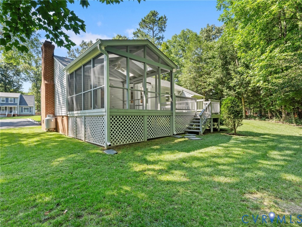 6811 Sika Ct