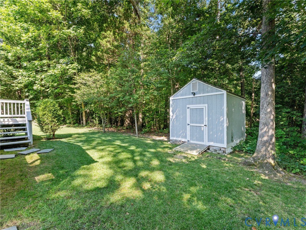 6811 Sika Ct