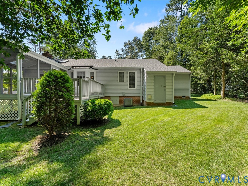 6811 Sika Ct