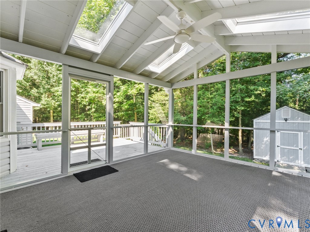 6811 Sika Ct