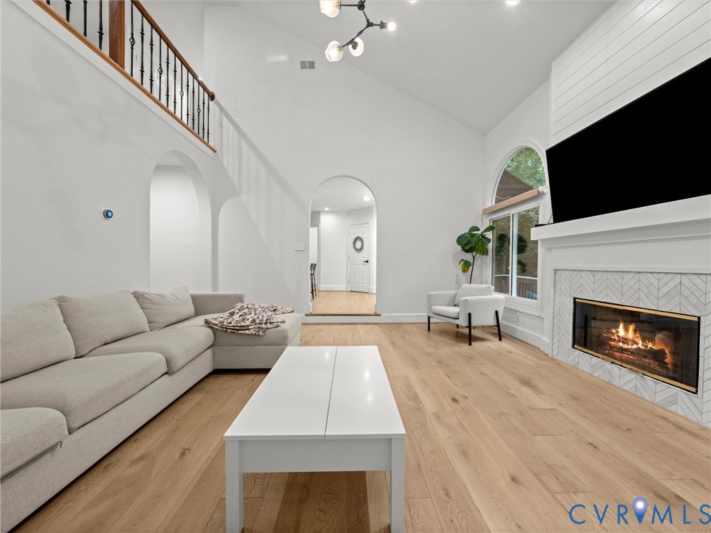 3410 Crossings Way