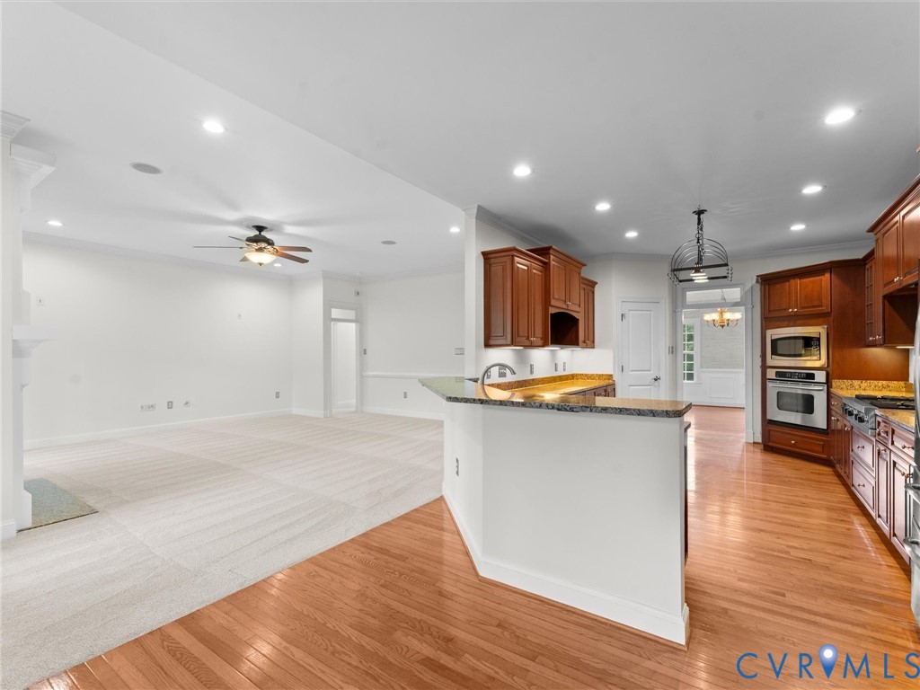 6611 Ammon Rd
