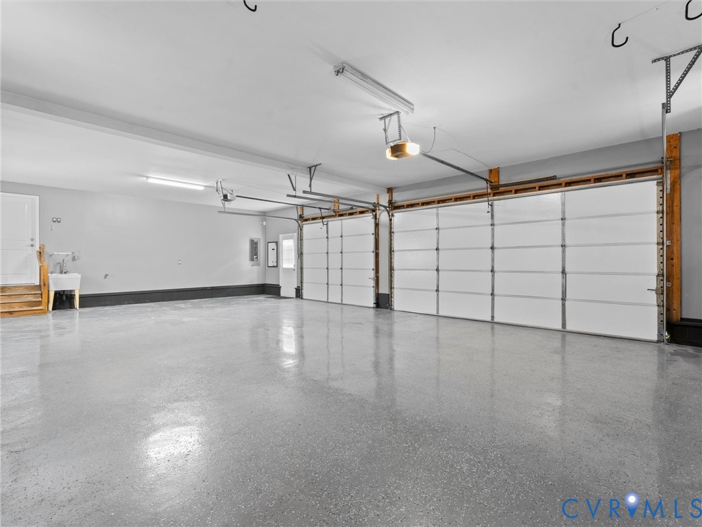 6611 Ammon Rd