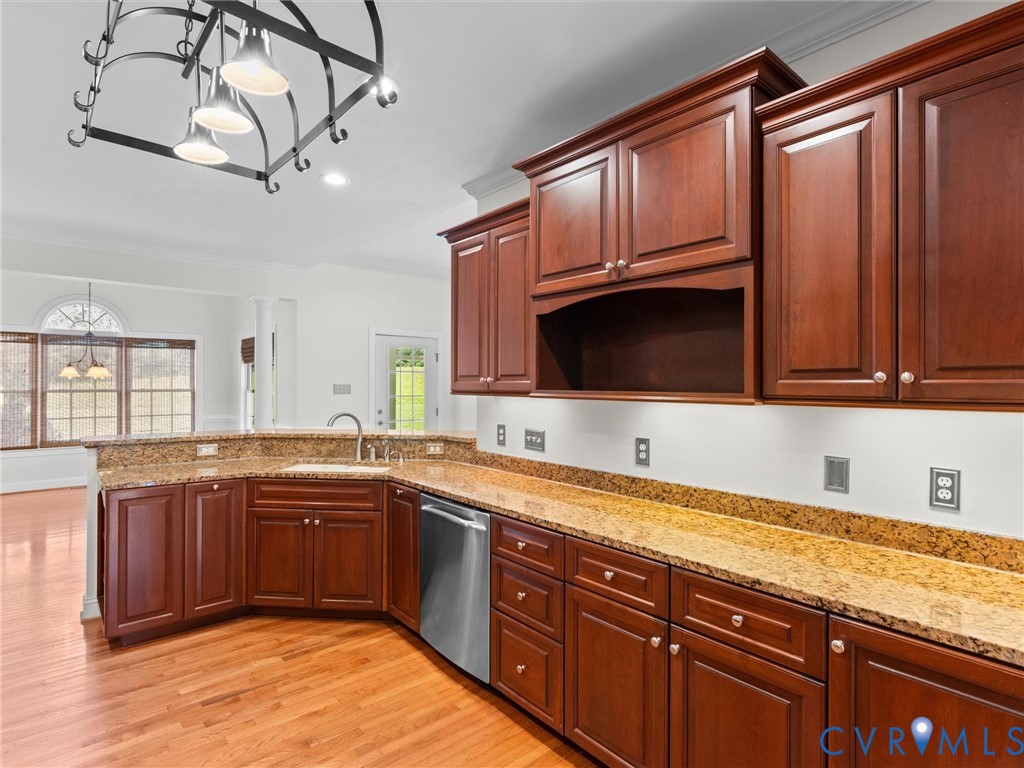 6611 Ammon Rd