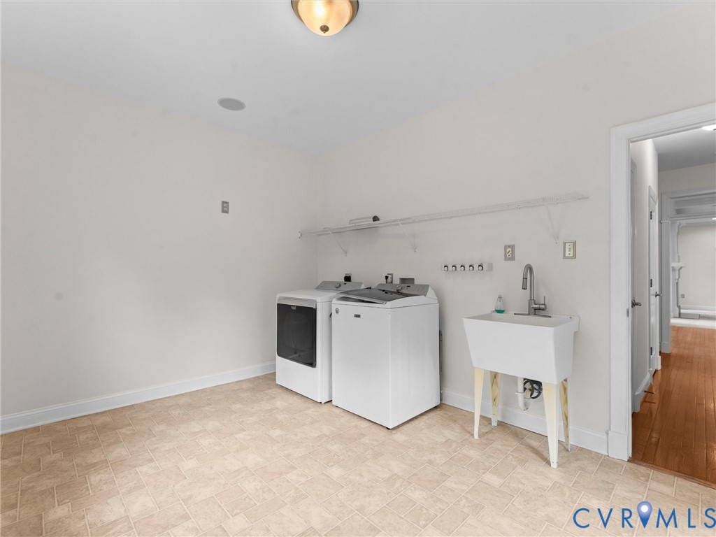 6611 Ammon Rd