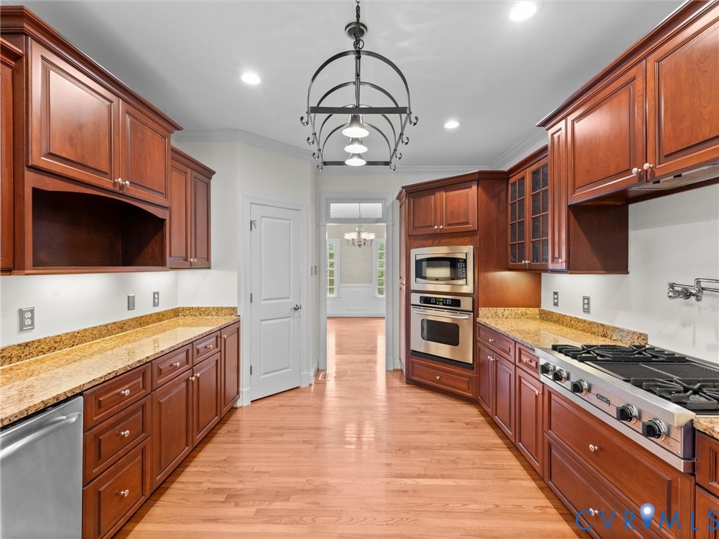 6611 Ammon Rd