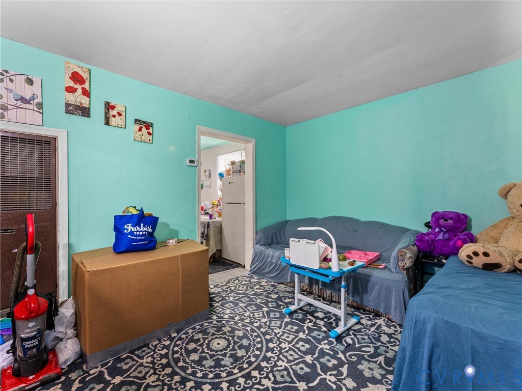 2739 Brampton Way