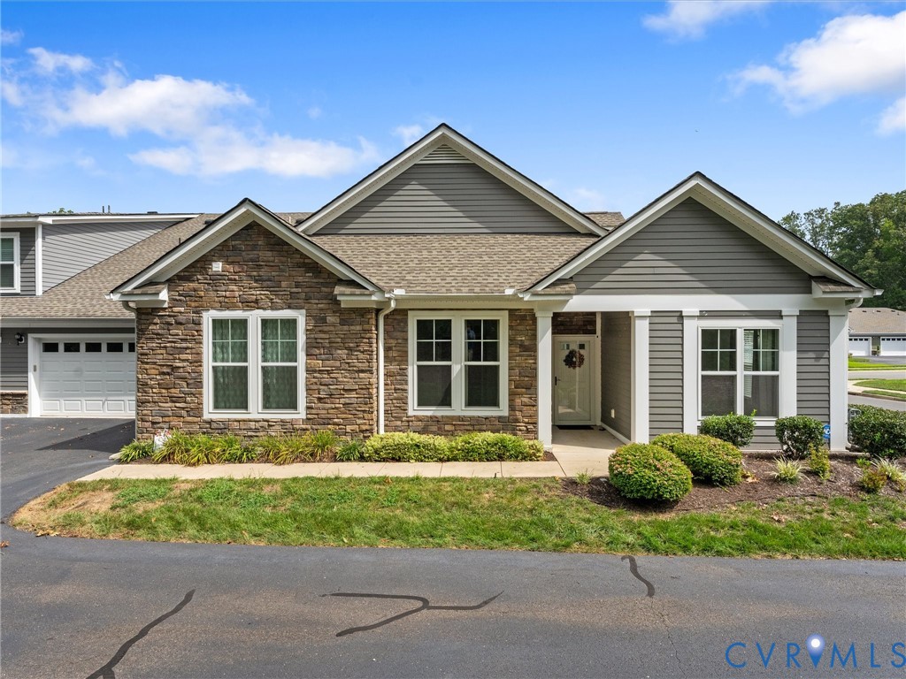 7704 Ashlake