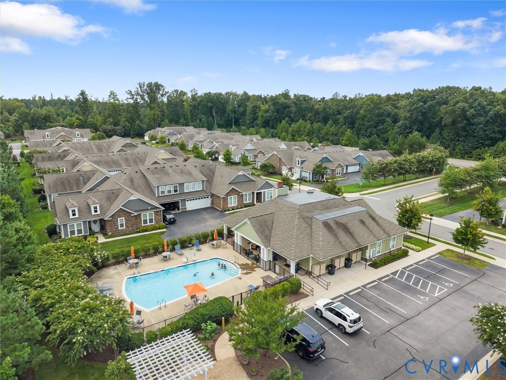 7704 Ashlake