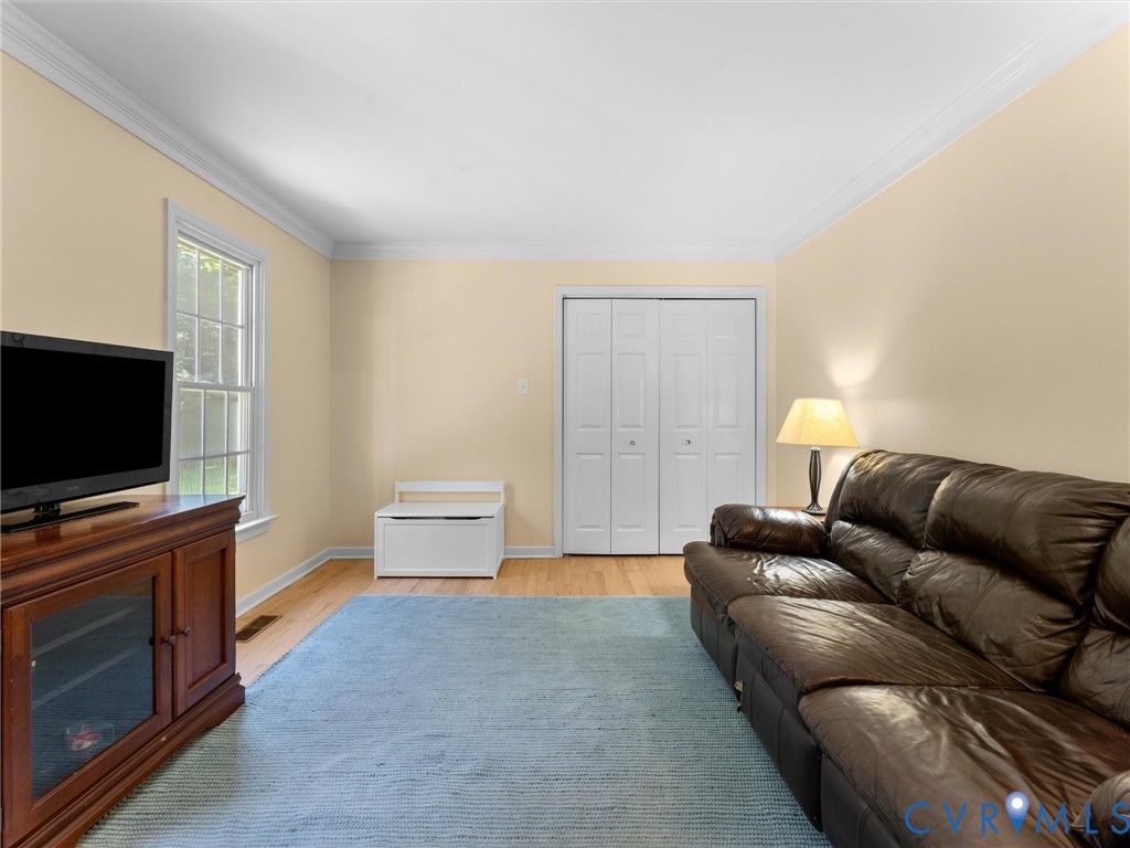 12651 Thoreau Dr