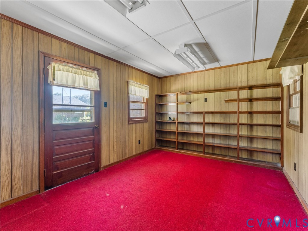 3017 Sherwood Ln