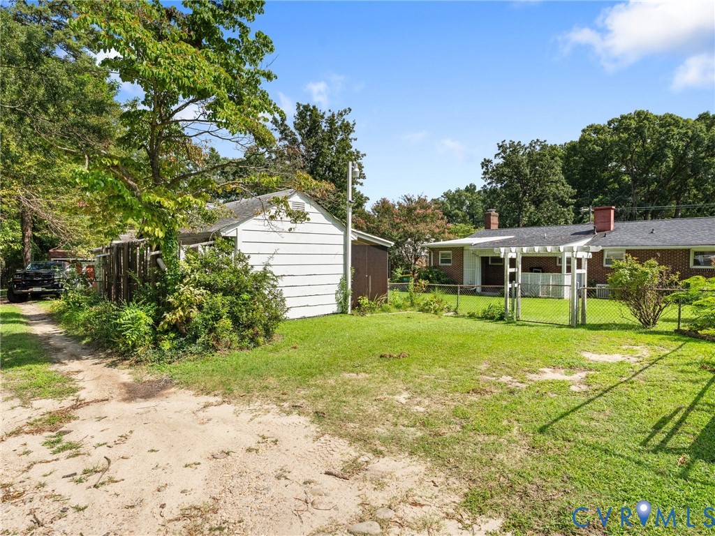 3017 Sherwood Ln