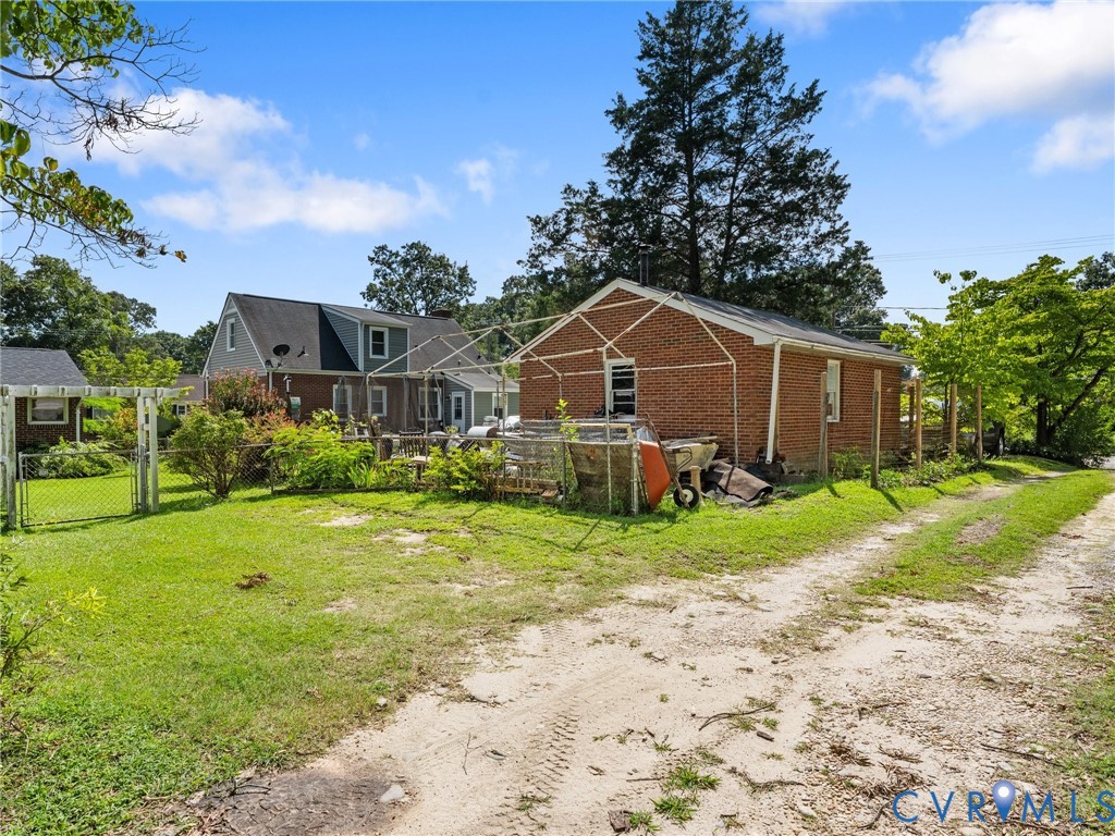 3017 Sherwood Ln