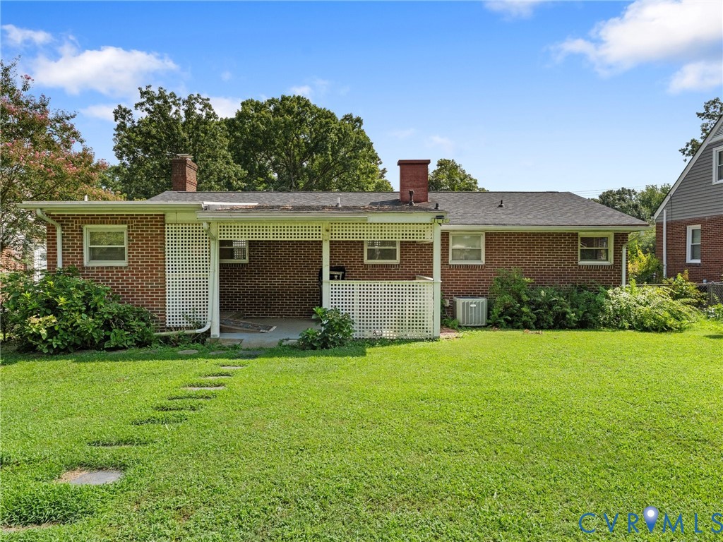 3017 Sherwood Ln