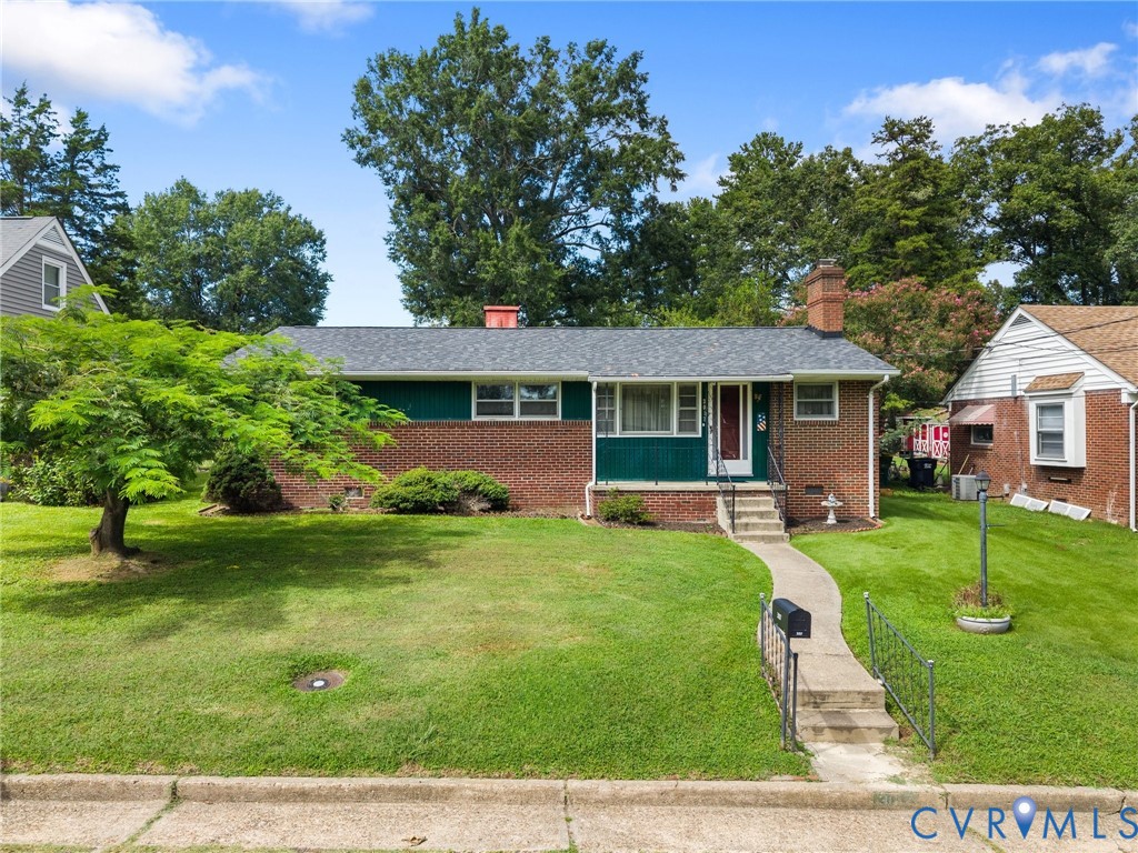 3017 Sherwood Ln