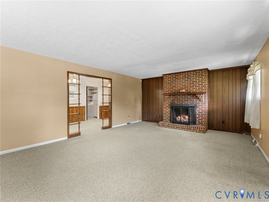 3017 Sherwood Ln