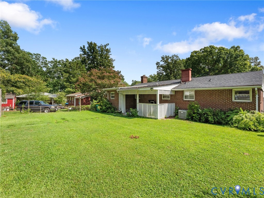 3017 Sherwood Ln