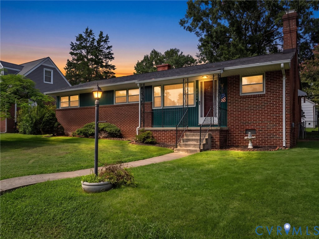 3017 Sherwood Ln