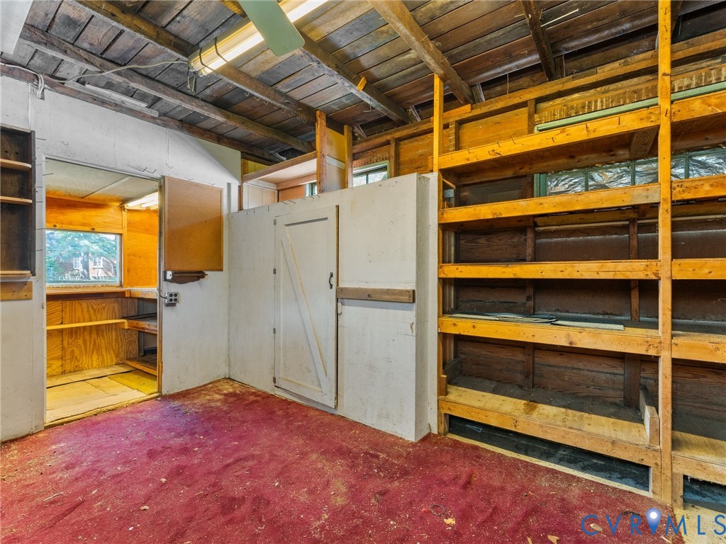 3017 Sherwood Ln