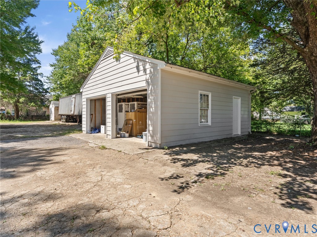 1417 Midage Ln