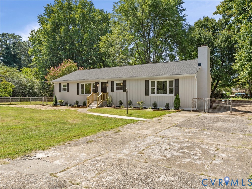 1417 Midage Ln