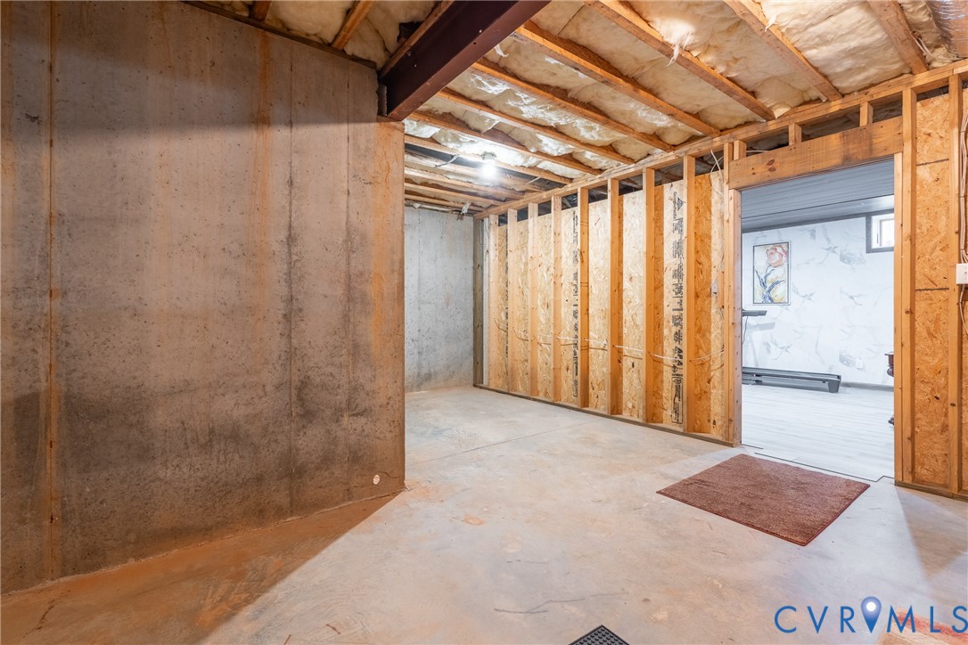 3255 Greywalls Dr
