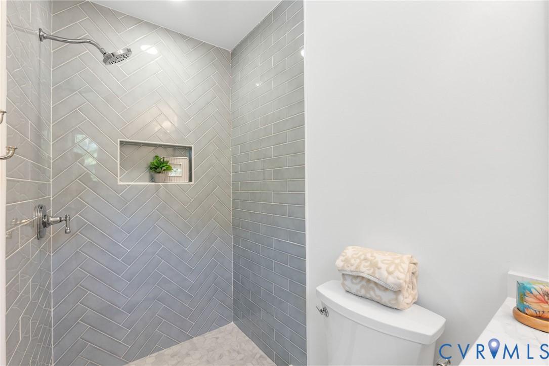 379 Mallard Dr