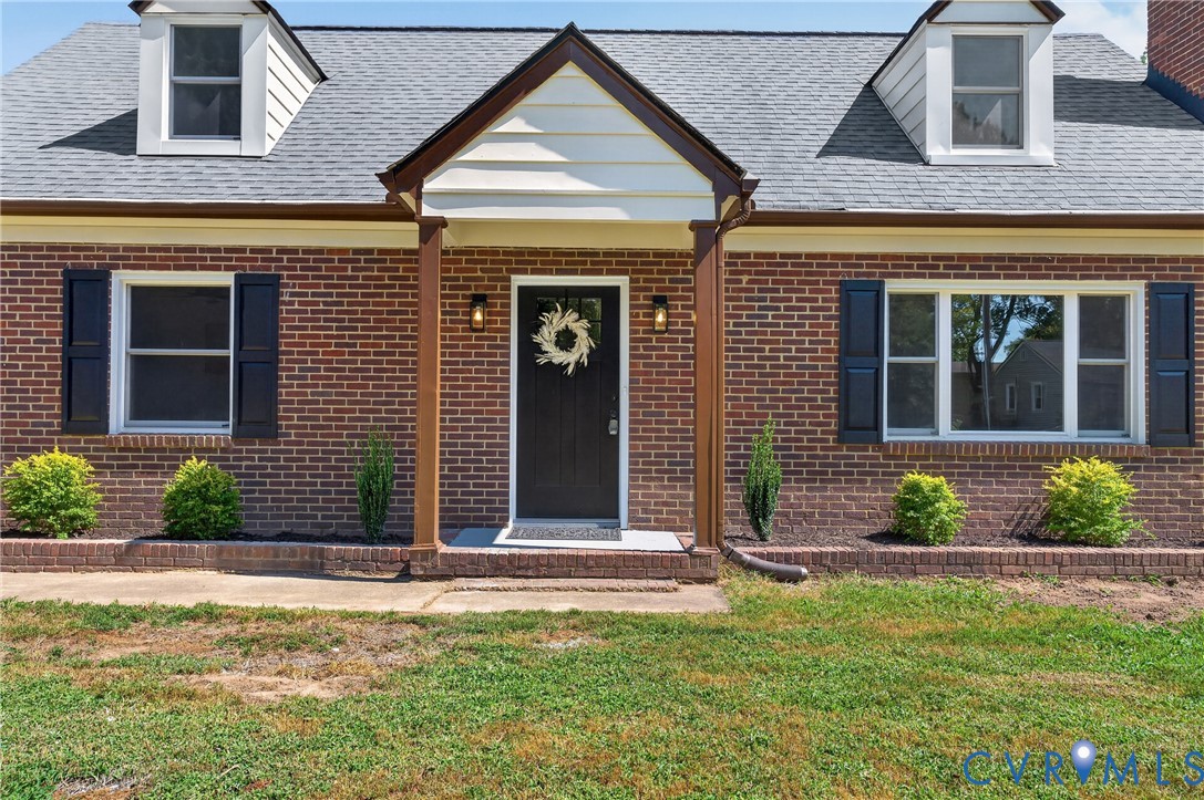 3054 Dupont Ave