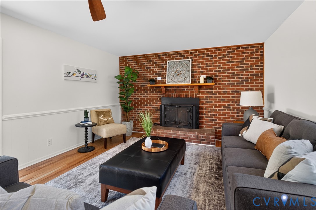 3054 Dupont Ave