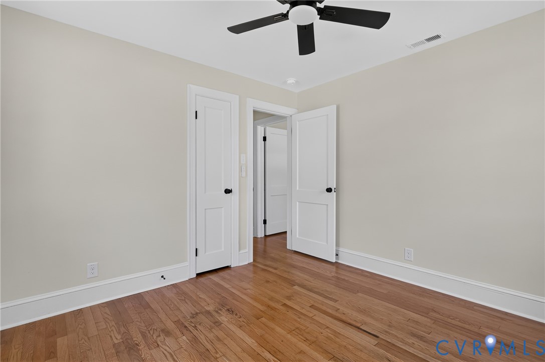 3054 Dupont Ave