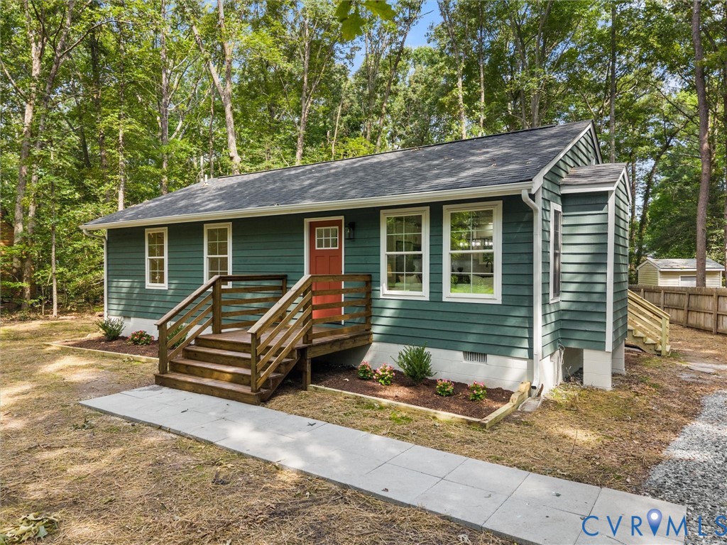 4902 Genlou Ct