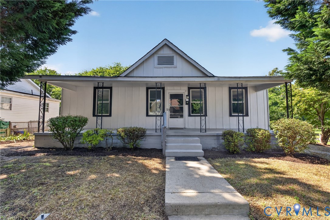 710 N 8th Ave