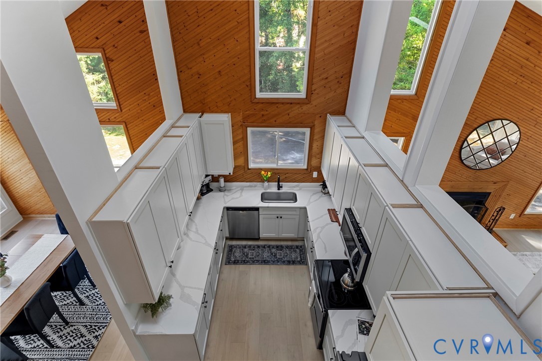 512 Besler Ln