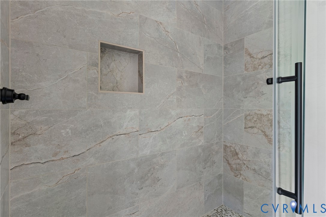 512 Besler Ln