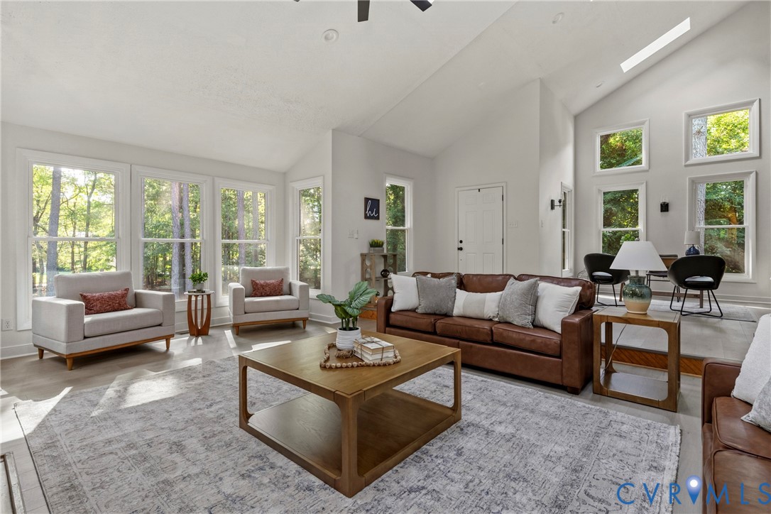 512 Besler Ln