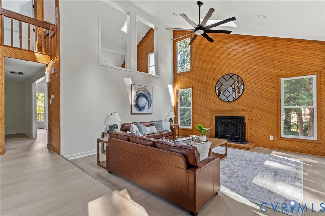 512 Besler Ln
