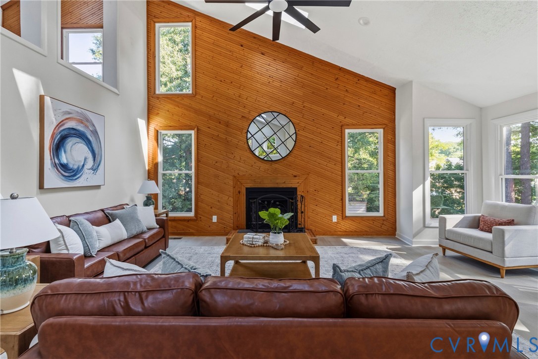 512 Besler Ln