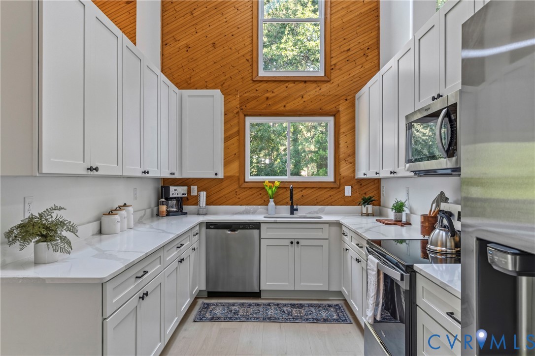 512 Besler Ln