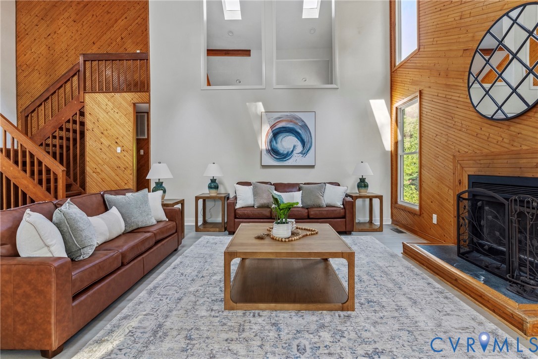 512 Besler Ln