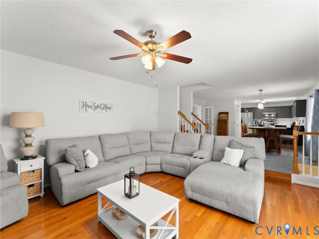 7019 Highcrest Ridge Dr