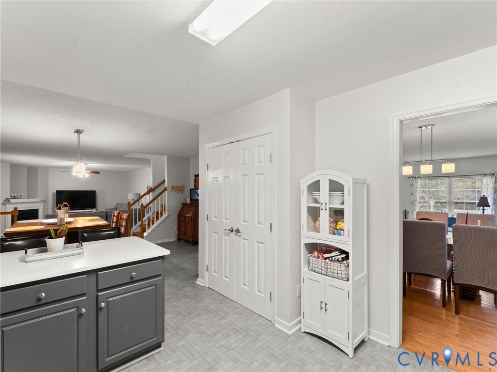 7019 Highcrest Ridge Dr