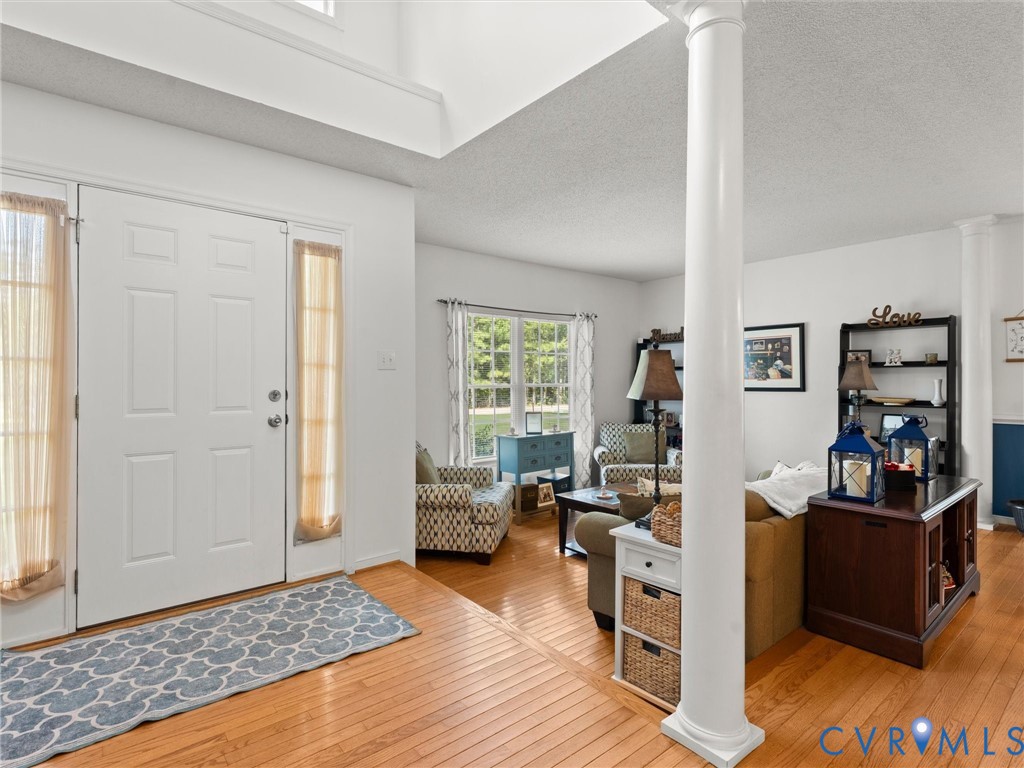 7019 Highcrest Ridge Dr