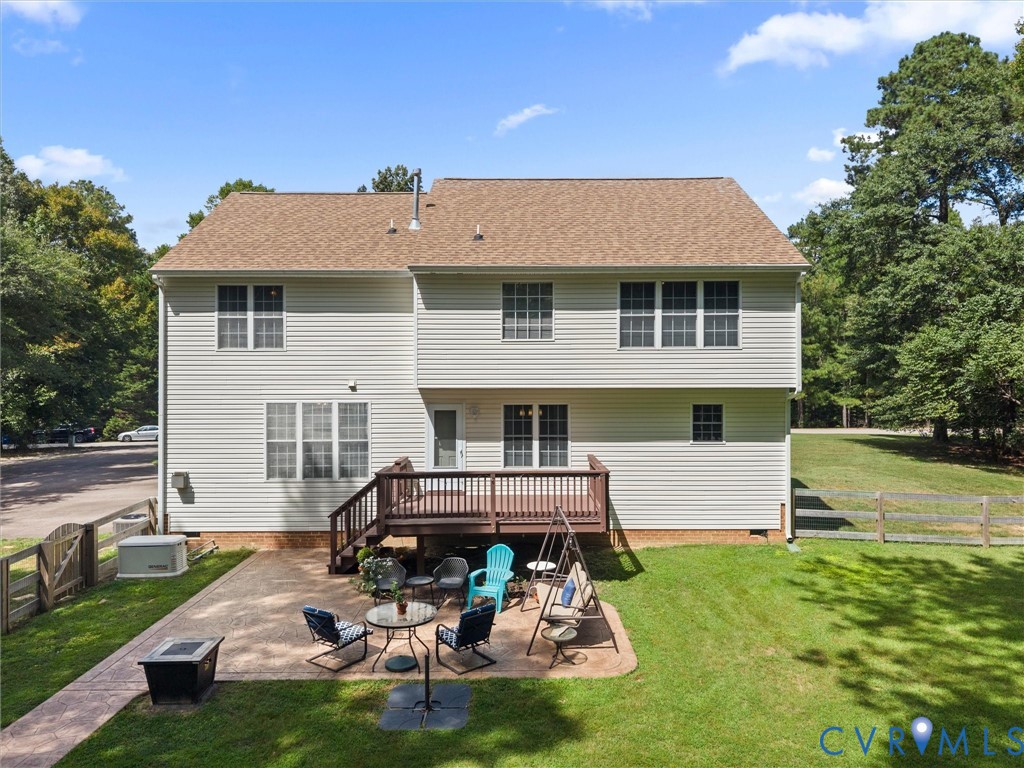 7019 Highcrest Ridge Dr
