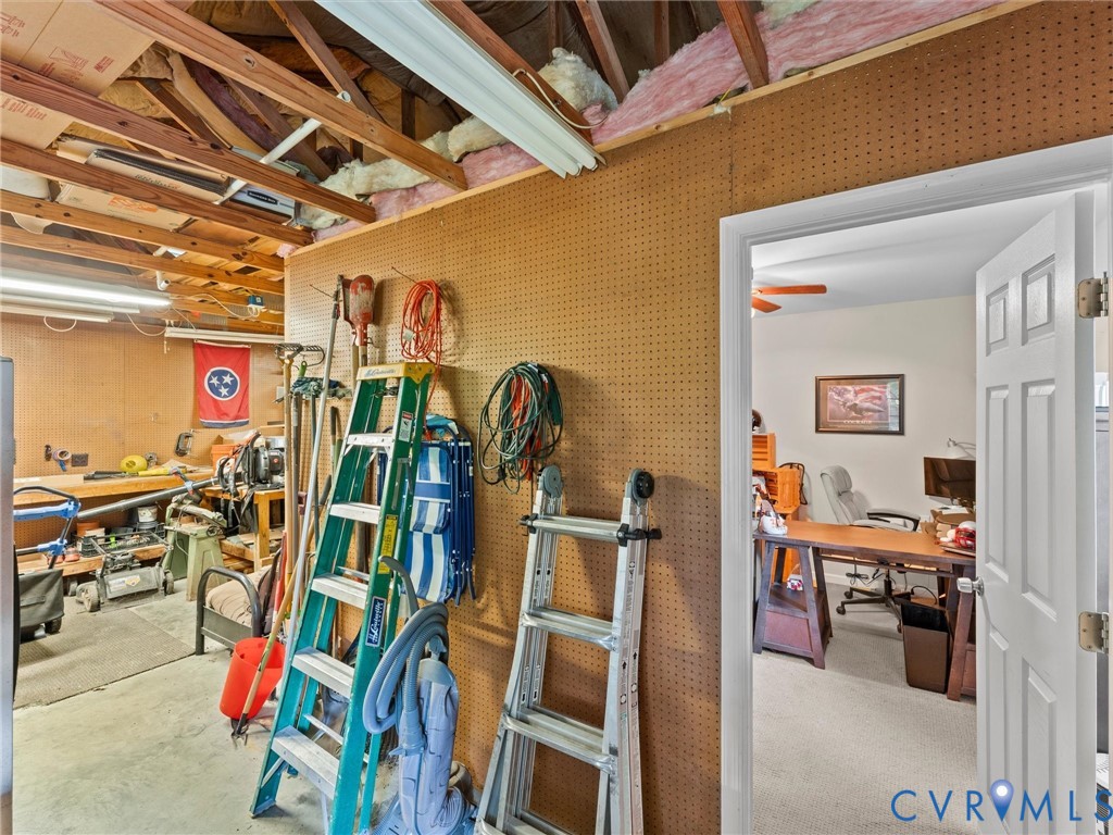 7019 Highcrest Ridge Dr