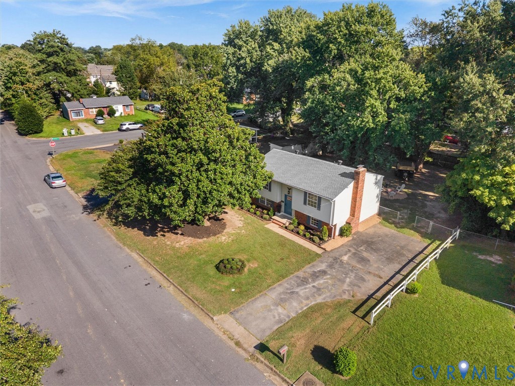 5907 Stella Rd