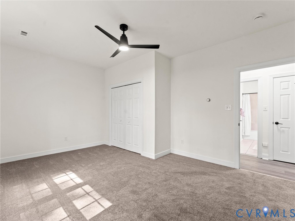 12 Henderson Rd