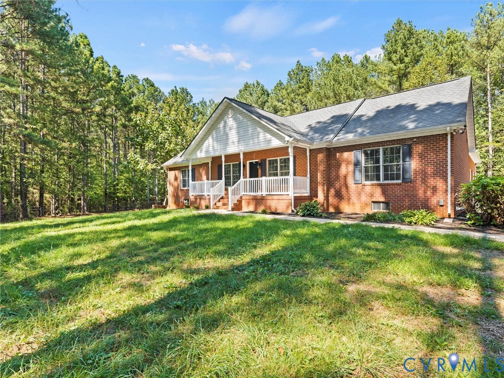 12 Henderson Rd