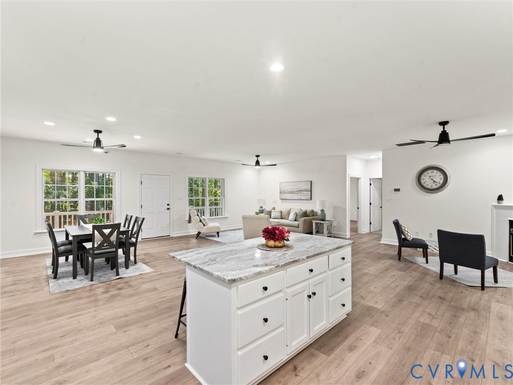 12 Henderson Rd